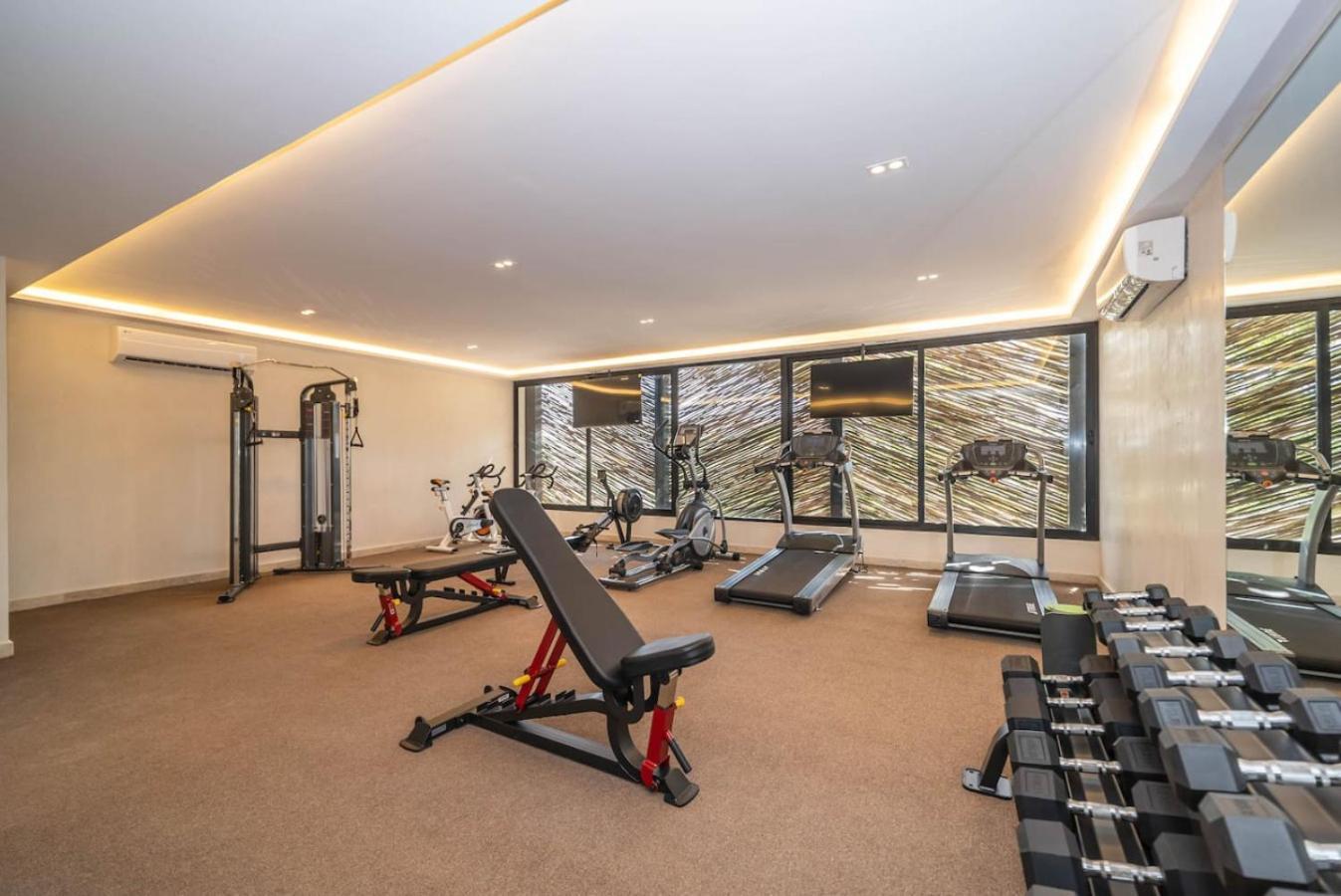Lux 2br W Rooftop Pool And Close To *