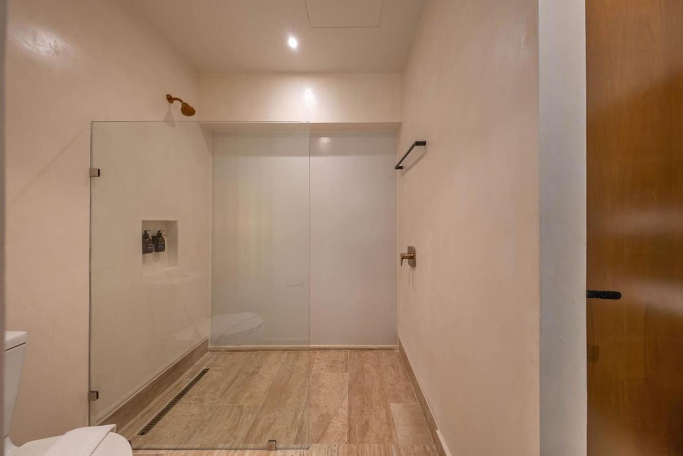 Lux 2br W Rooftop Pool And Close To * Tulum